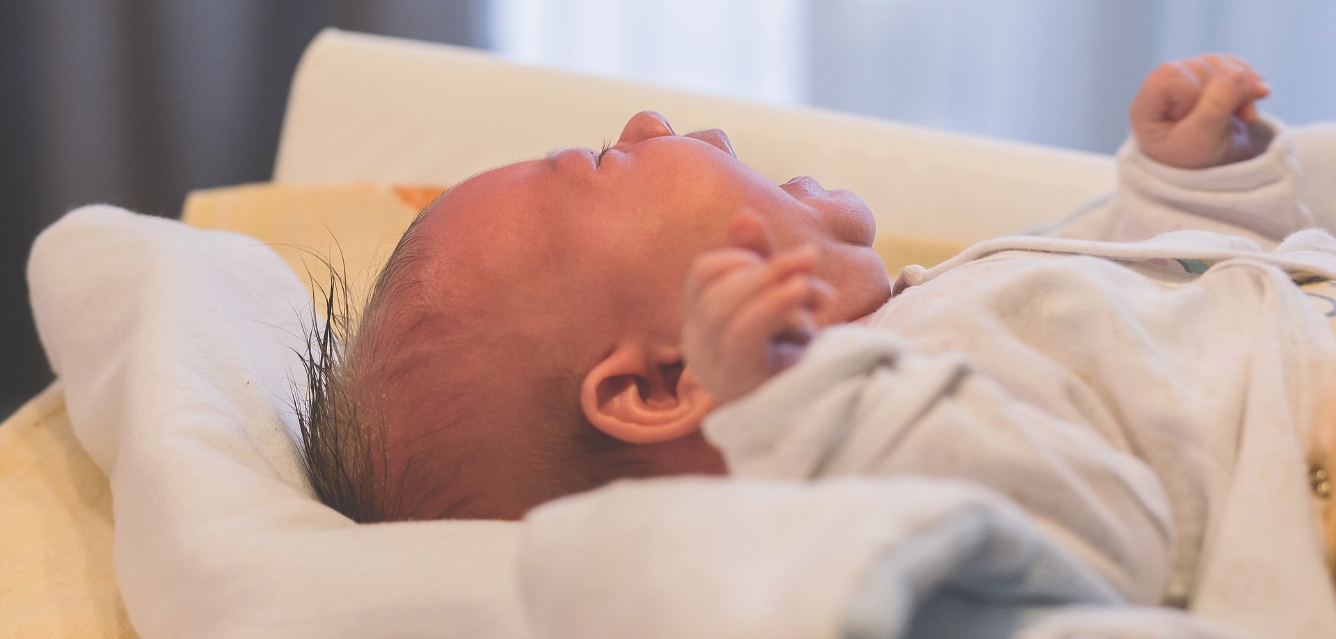 5 Tips for Reducing Newborn Reflux